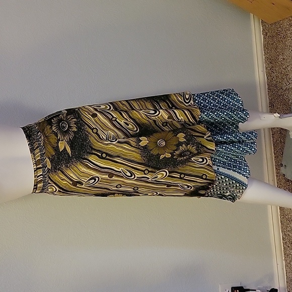 Kariza Olive Floral Wrap Interchangeable Cover-up Festival Skirt - Picture 6 of 12